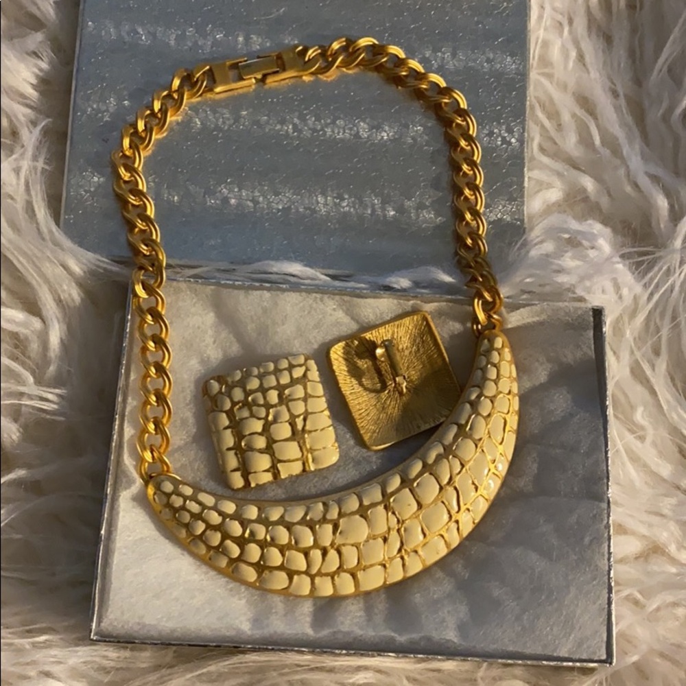 Hand Painted Necklace & matching clip earring set.